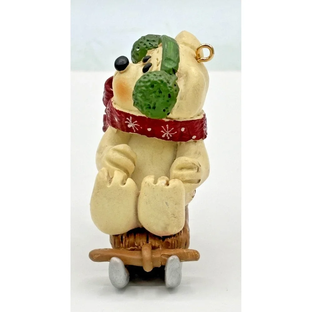 Suzi Skoglund Sledding Snowbear Hand-painted Resin Figure '97 Folk Art Christmas